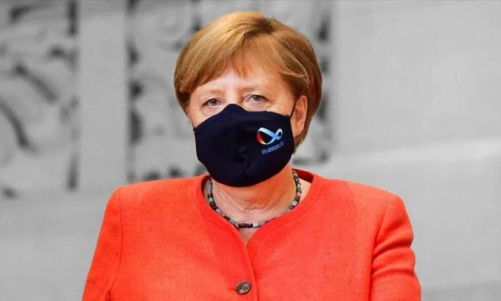 Μέρκελ: Δεν πιστεύω ότι η παραχώρηση των πατεντών είναι η λύση